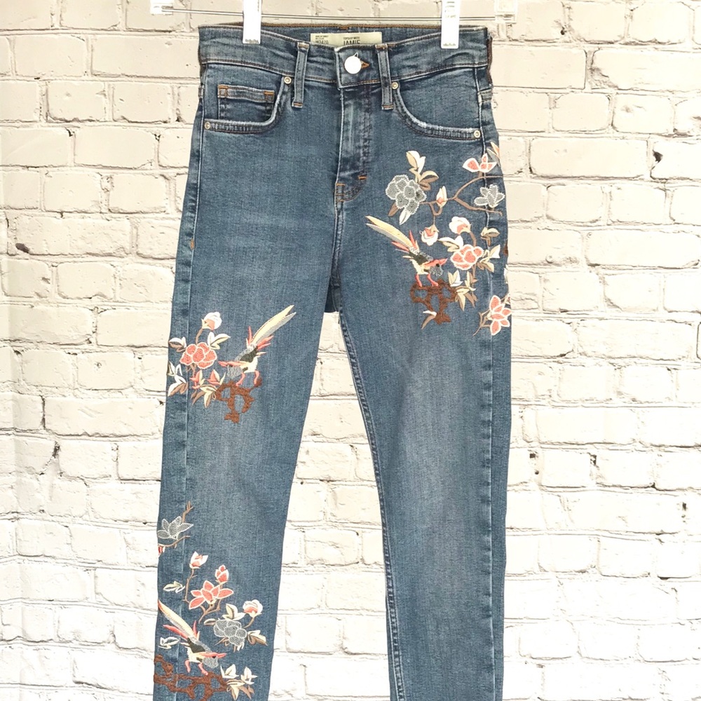Top shop Jaime embroidered skinny jeans size 24w.